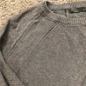 Women’s prAna sweater